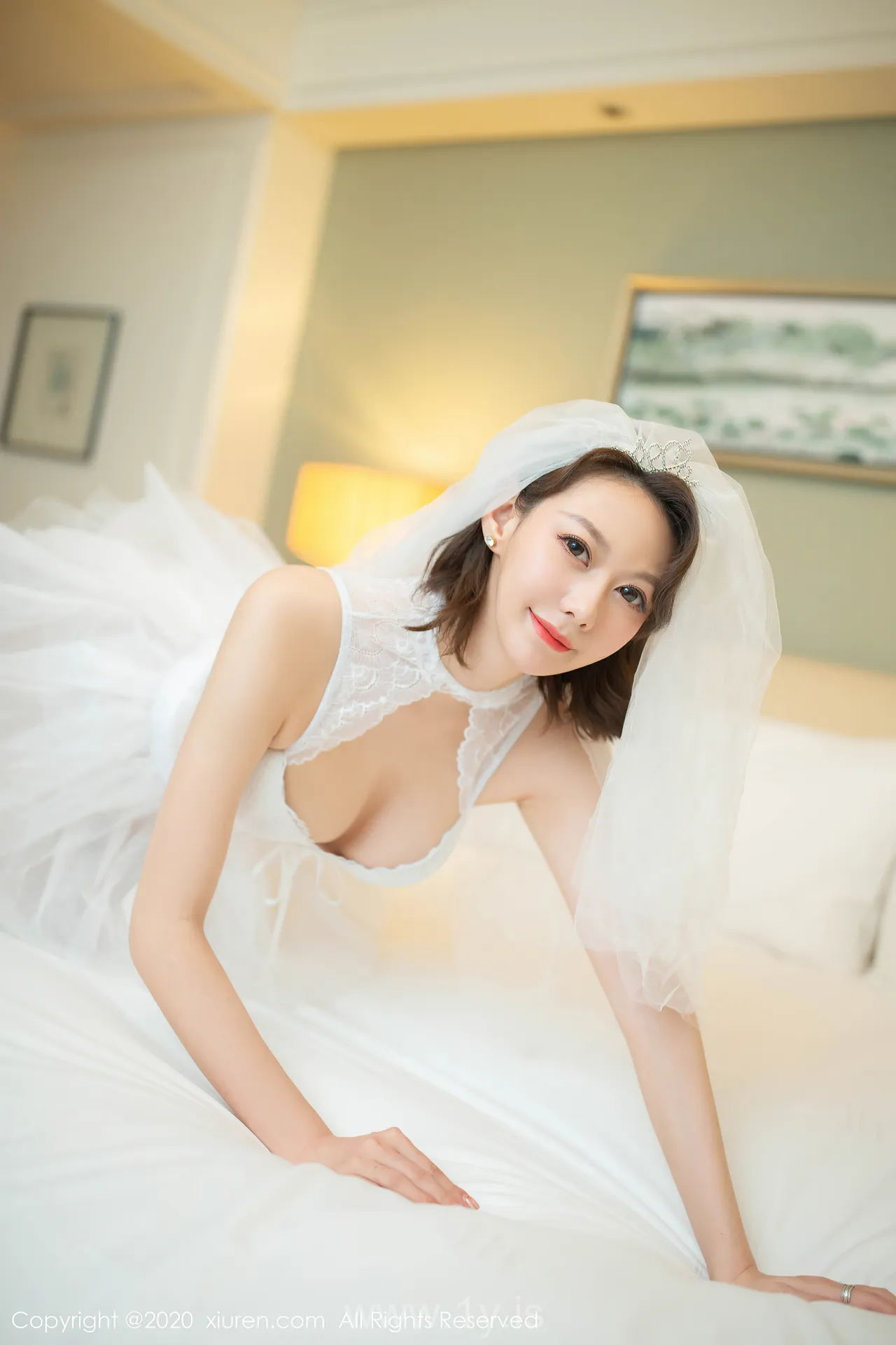 XIUREN(秀人网) NO.2328 Appealing Asian Beauty 艺轩